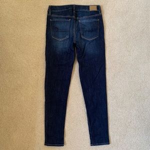 American Eagle Hi-Rise Jegging